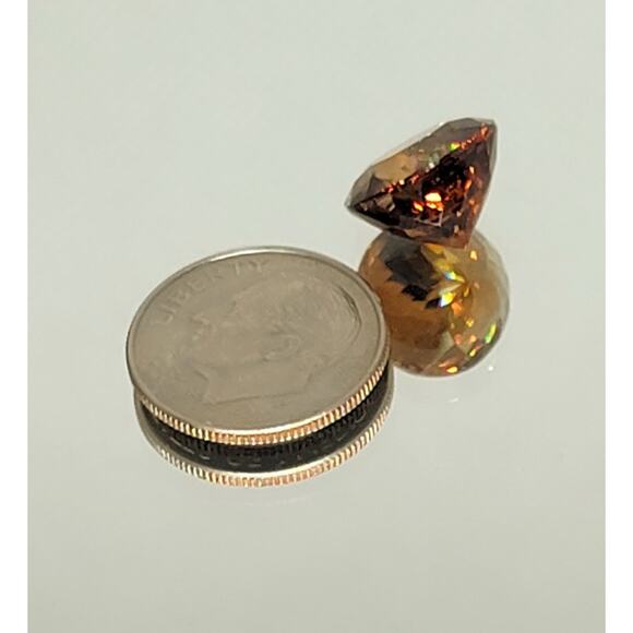 10+ Carat Flawless Round Honey Zircon!! - Picture 9 of 15